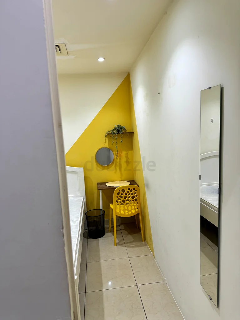 Nice and clean Partition for MAN ONLY64053744786305112