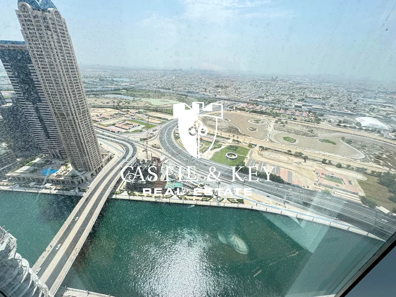 Burj Khalifa and Canal View | 37th Floor | High Floor64069420560515111