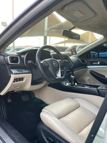 2016 Nissan MAXIMA 照片 8