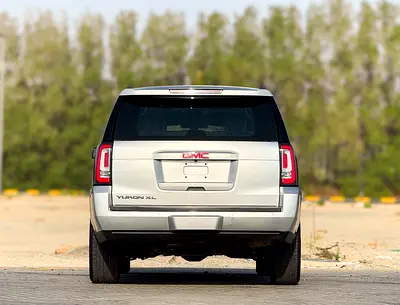 GMC Yukon XL SLE, миниатюра 5