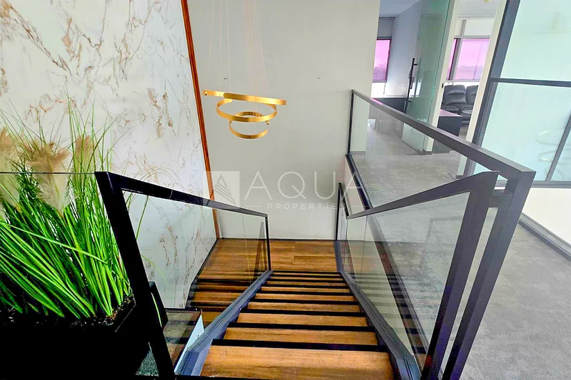 Luxury | Furnished Office | Vibrant64068009790851112