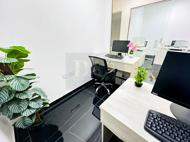 Spacious Office | Direct From Landlord | Free Utilities |64071785235970112