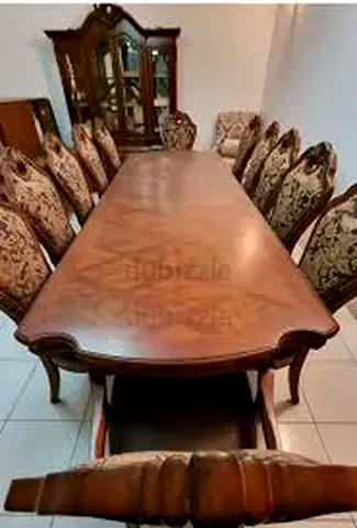 12 seater extebdable dining table
