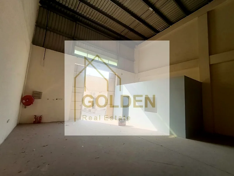 Al Jurf Industrial Area 1 | 2000 sq.ft. | 3 Phase Electricity (15 kW) | Annual Rent: AED 110,00064074343798657114