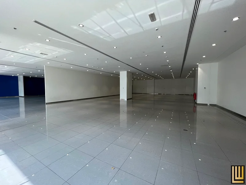 مساحة تجارية مجهزة للإيجار | الرشيدية64062372060546110