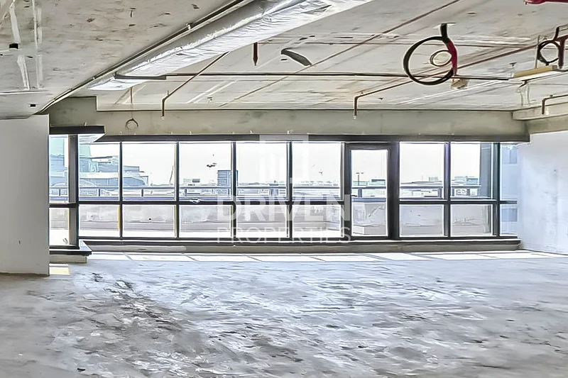 Spacious office | Lake View | Prime Location64070760399617111