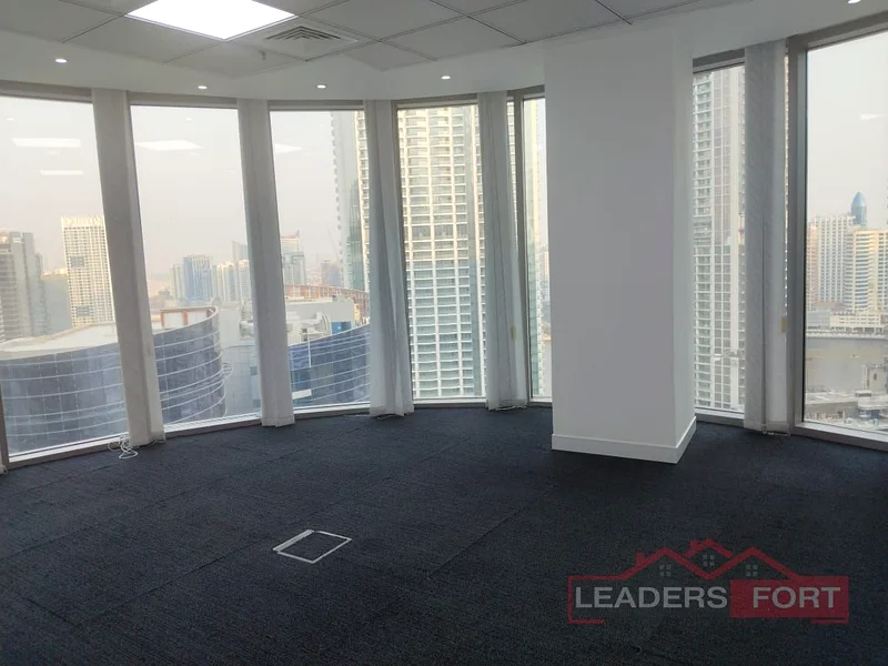 450 قدم مربع | شاغر | خالي من ديفا | خالي من المبرد | | قريب من محطة الحافلات | بايزنس باي64070402983171111