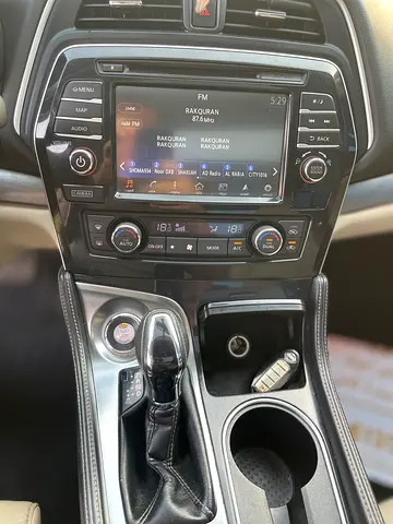 2016 Nissan MAXIMA 照片 15