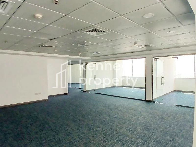 Up to 4 Cheques | Sea View | Options Available64067573118465112
