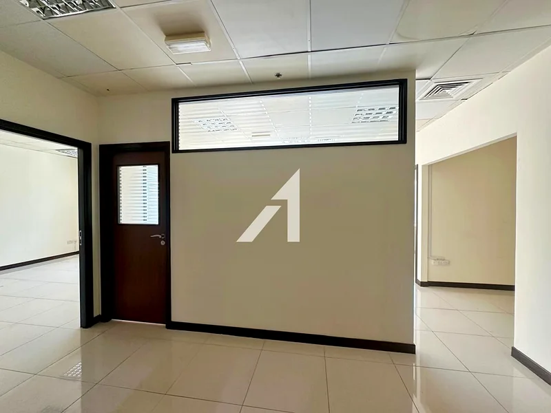Close to Metro Station | Fitted and Ready Office64072670693379112