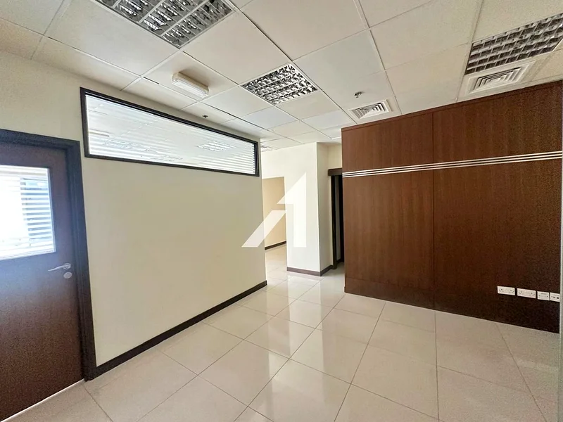 Close to Metro Station | Fitted and Ready Office64072670693379114