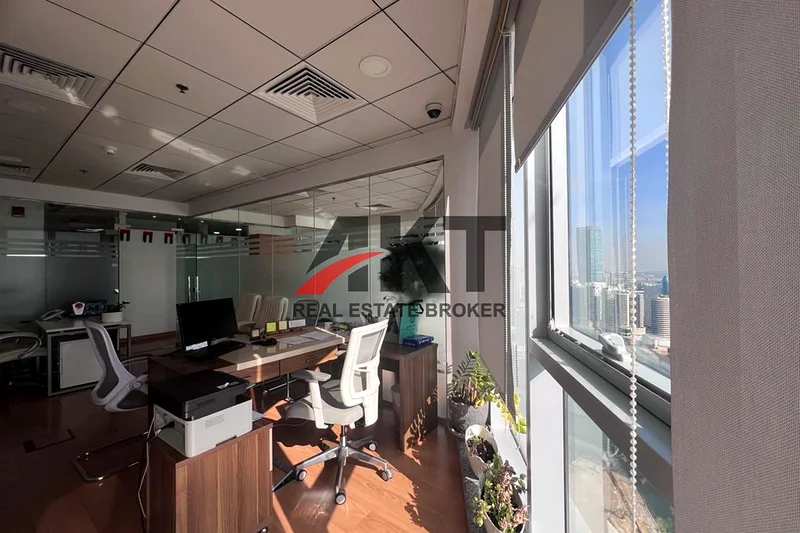 FULLY FITTED W/ PARTITION / CANAL VIEW / HIGH FLOOR64069420570113113