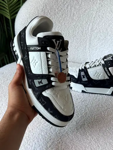 Louis vuttion mens super master LV trainers-sneakers