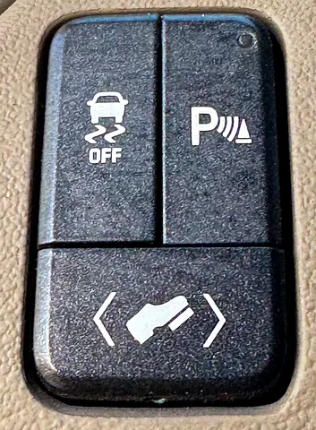 GMC Yukon XL SLE, миниатюра 17