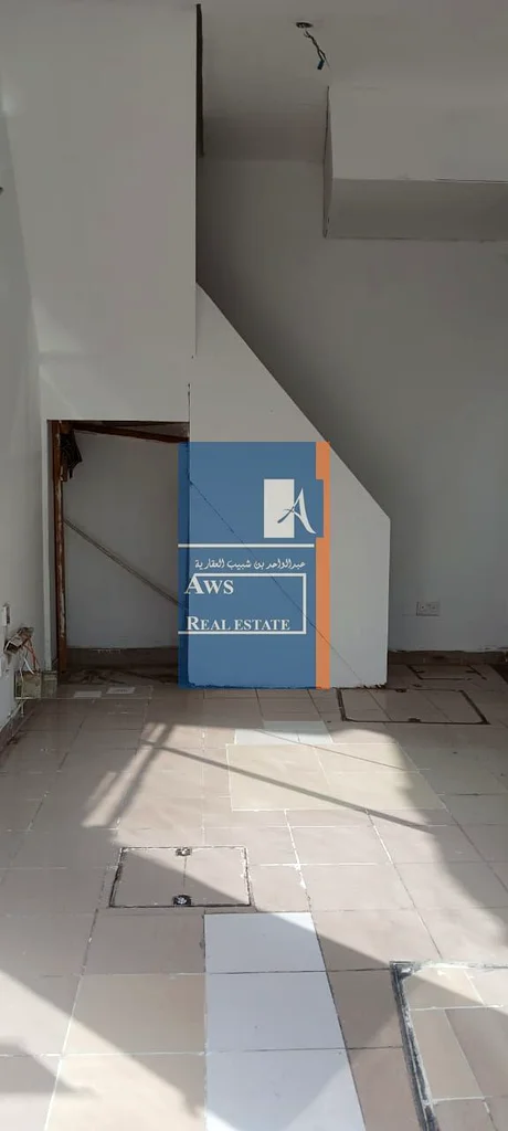 متجر في موقع تجاري متميز في ديرة، بالقرب من حديقة النفق64066029869314111