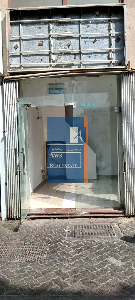 متجر في موقع تجاري متميز في ديرة، بالقرب من حديقة النفق64066029869314112