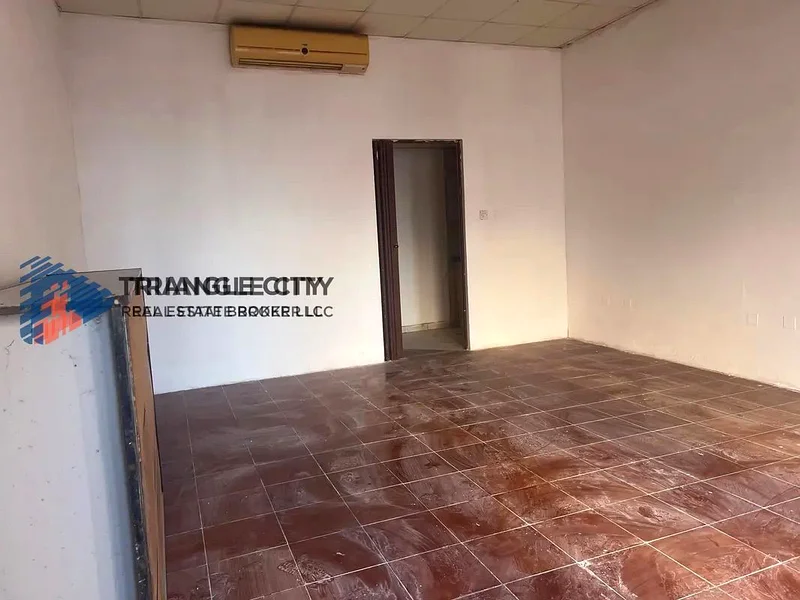 Cheapest Price | Vacant | Neat & Clean | Multiple Payments |64064138323329111