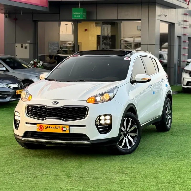 Kia Sportage 2018 — photo 1 of 20