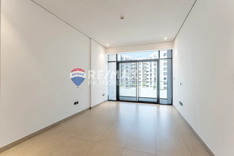 Ready to Move | Prime Location | Spacious Layout64217822219522111