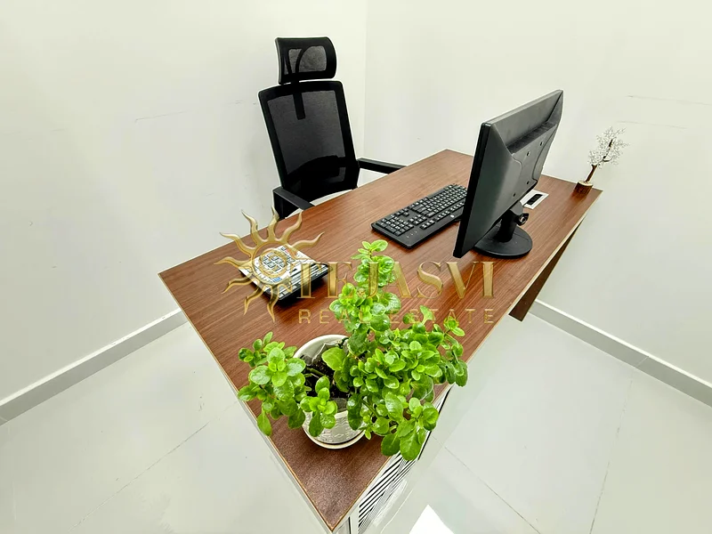 Fully Fitted Office | Direct from Owner | Near To Metro Station |64064250062594112