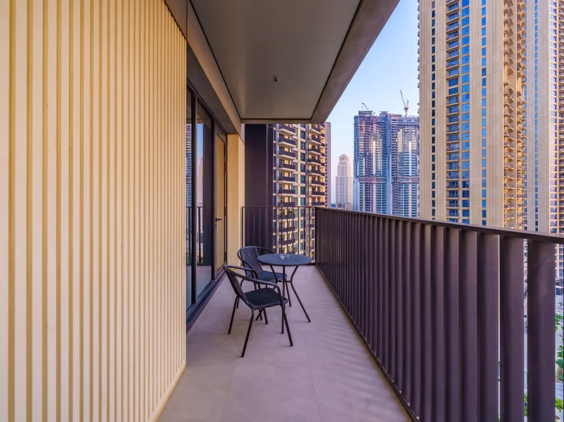 Elegant Apt With Full Creek and Park View64050910060033114