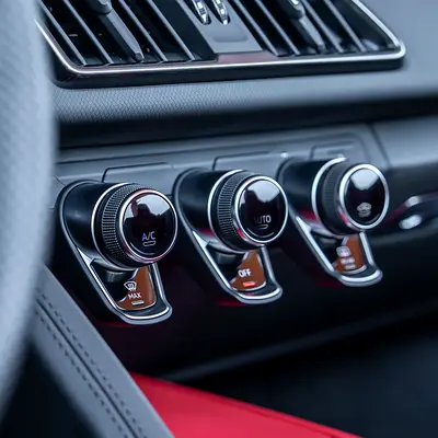 2023 AUDI R8 缩略图 15