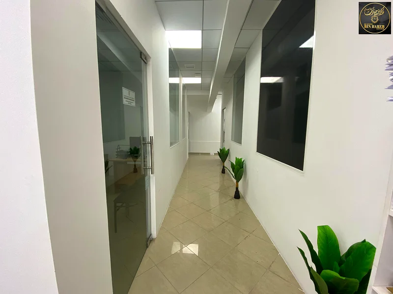 We provide shared or separate offices with spaces to suit all business and professional activities.64073008078722110