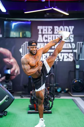 Freelancing Personal Fitness Trainer with 19 years of experience