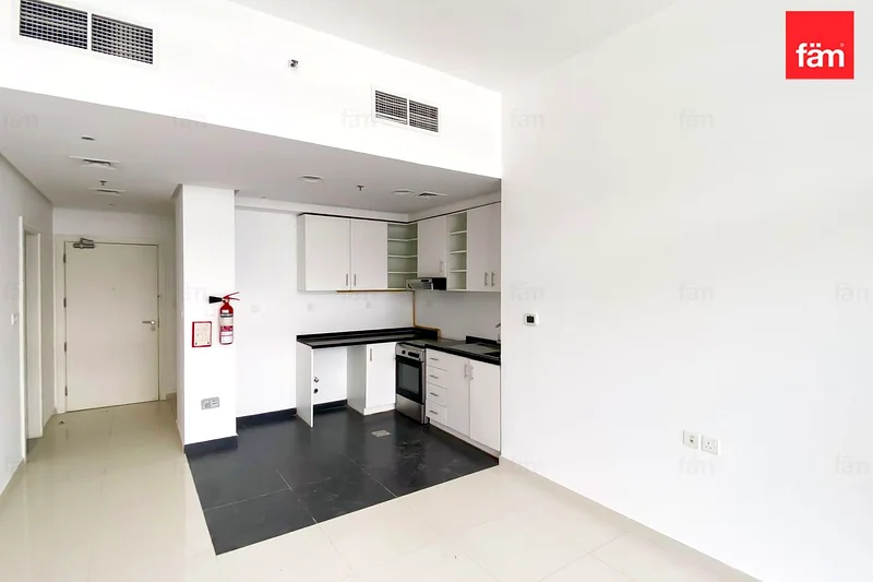 GOLF VIEW | VACANT | LARGE BALCONY64052440104961112