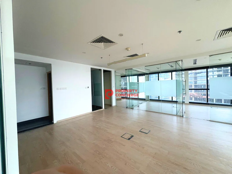 Fully Fitted | Portioned Office | 1 Parking64071282480643110