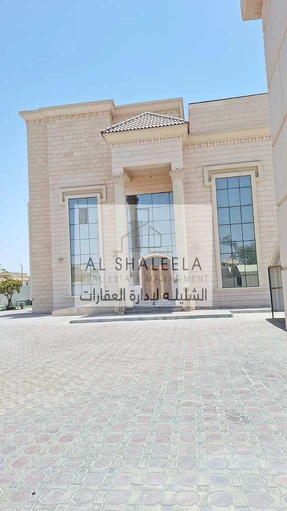 فيلا كبيرة | منفصلة بالكامل | مدينة شخبوط64223993561345112