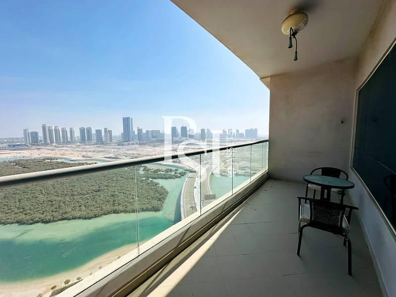 مؤثثة بالكامل | إطلالة على أشجار القرم | شاغرة64227385623042111