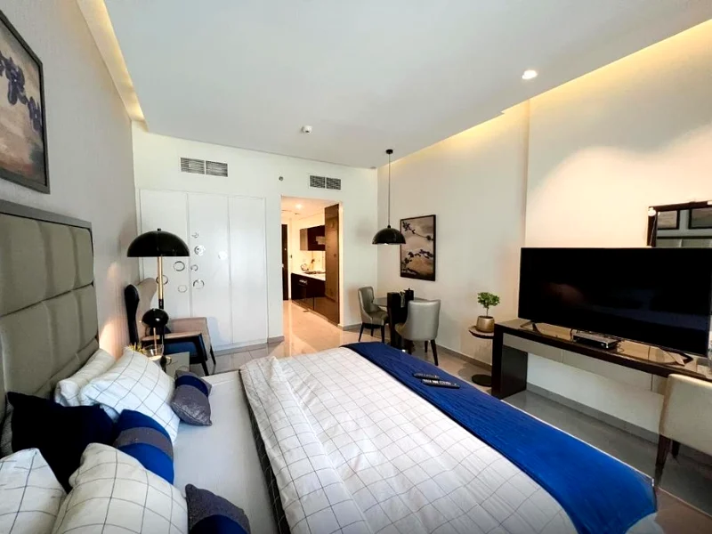 Spacious Layout | Furnished | Scenic Pool Views64209167467266111