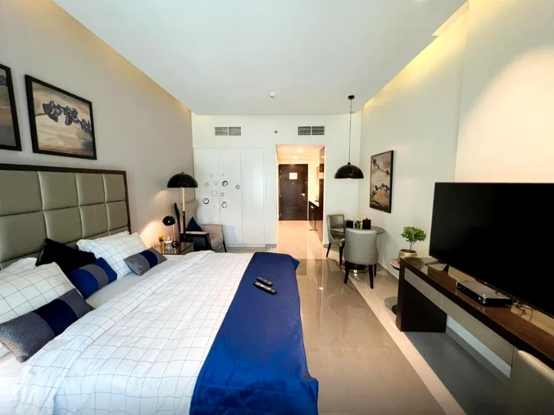 Spacious Layout | Furnished | Scenic Pool Views64209167467266110