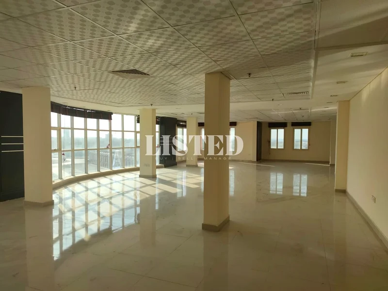 Centrally Located to RAK Corniche | Huge Layout64061599578753113