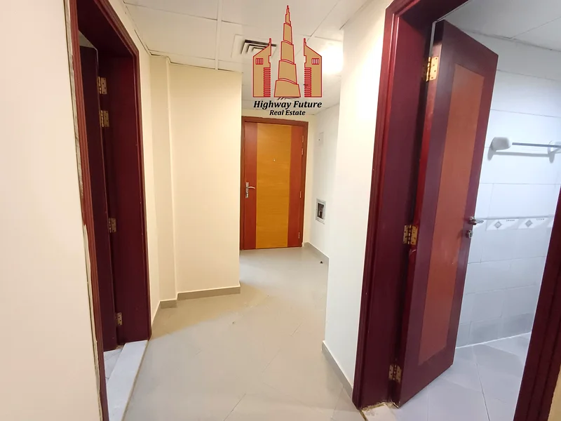Close to Sahara ● Splanded 1-BHK Aprt with wardrobe ● Fully family Building64194019755522112