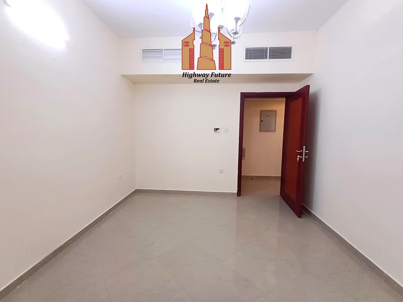 Close to Sahara ● Splanded 1-BHK Aprt with wardrobe ● Fully family Building64194019755522113