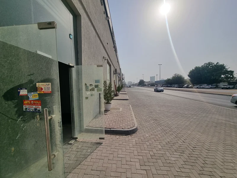 السابرَة أول مقيم - الجرف الصناعي 1 - إمارة عجمان64072774718979110
