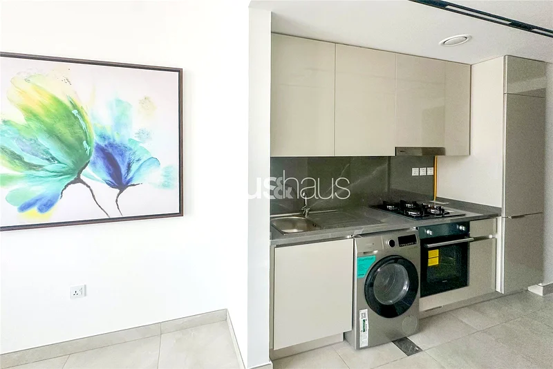 Modern Design | Central Location | Premium64171802898435114