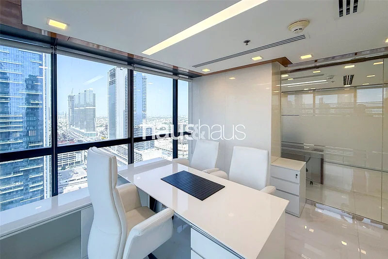 Grade A | Fully Furnished | Corner Unit64071785207170111