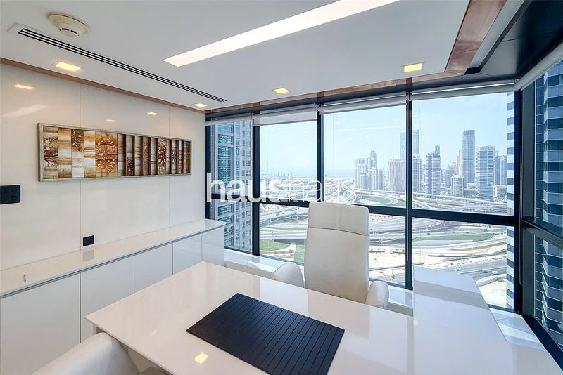 Grade A | Fully Furnished | Corner Unit64071785207170112