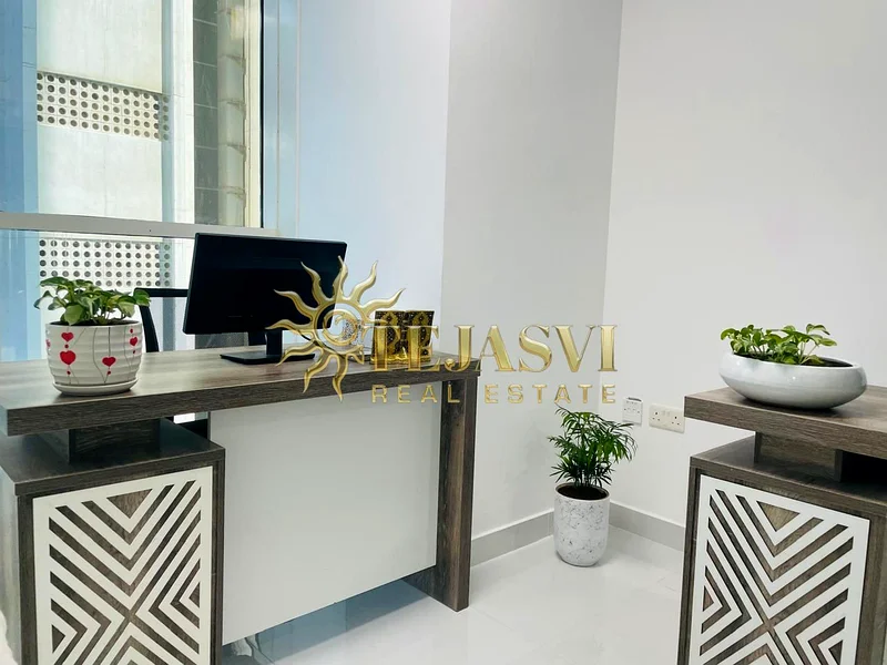 Spacious Office for Rent in Dubai | direct from Owner | near metro station64066791267458114