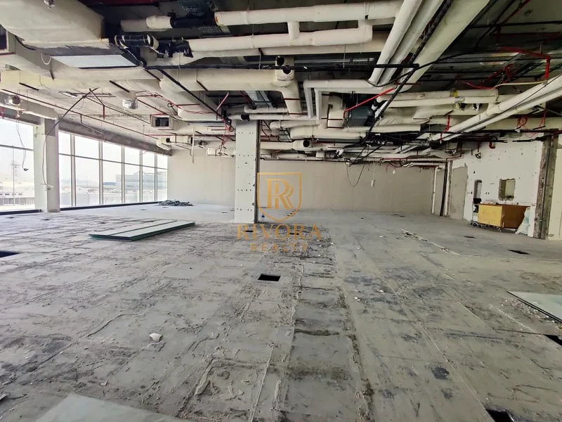 OFFICE I SHELL AND CORE I WITH PARKING64063690008705112