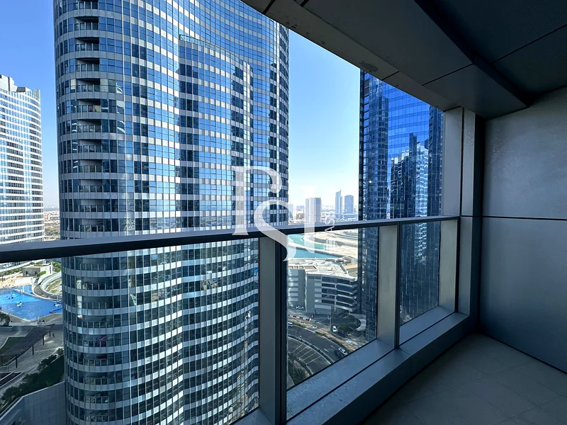 شرفة | منظر مذهل | وحدة واسعة64237331895809111