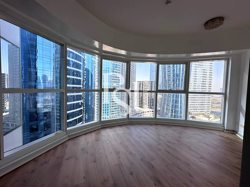 شرفة | منظر مذهل | وحدة واسعة64237331895809112