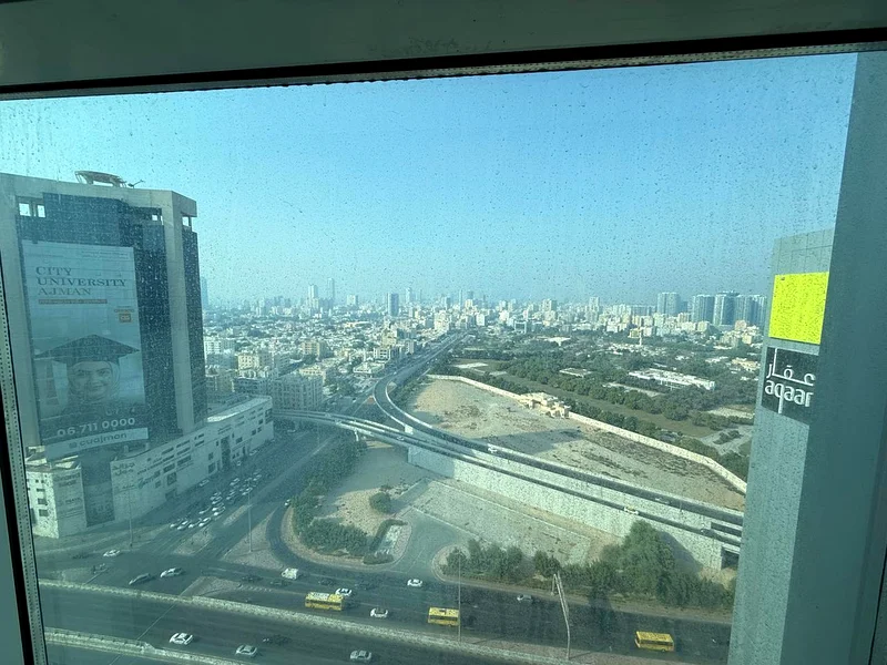 شقة من غرفتي نوم في برج النعيمية 3 الرئيسي، بإطلالة مفتوحة، موقف مجاني، بالقرب من جميع الخدمات، سهولة الوصول إلى دبي، مع شيك تأمين.64052659772290110