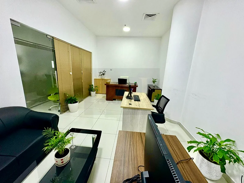 Fully Furnished office | Bank account assistance | free utilities64051791182467113