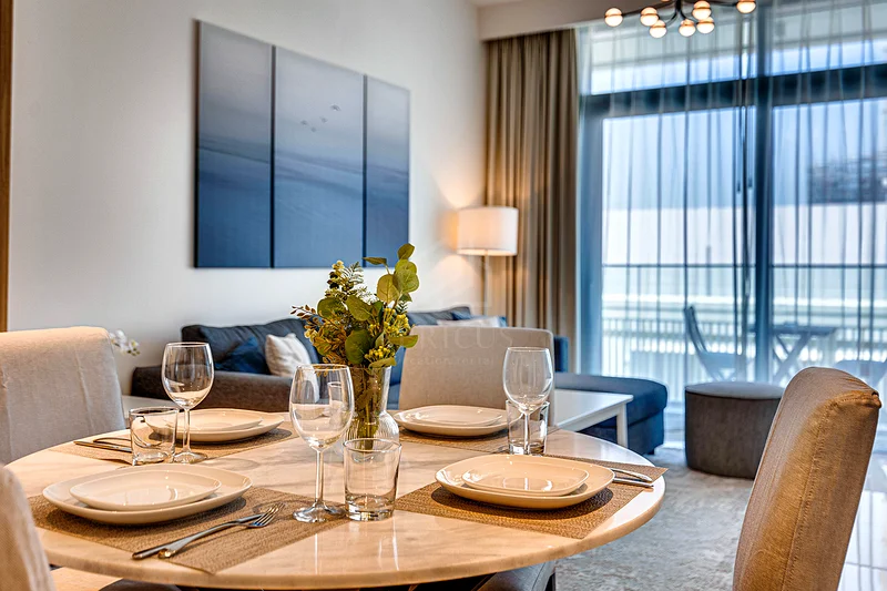 Bright and cozy 1bedroom with panoramic view in Beachfront64050688620161110