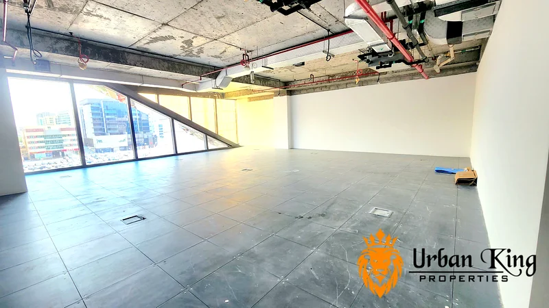 Fully Renovated Building | Multiple Option Available | Close To Lamcy Plaza64072555936002113