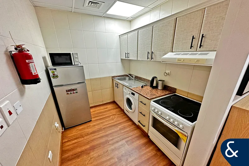 Studio | Fully Furnished | Close To Metro64142267390083114
